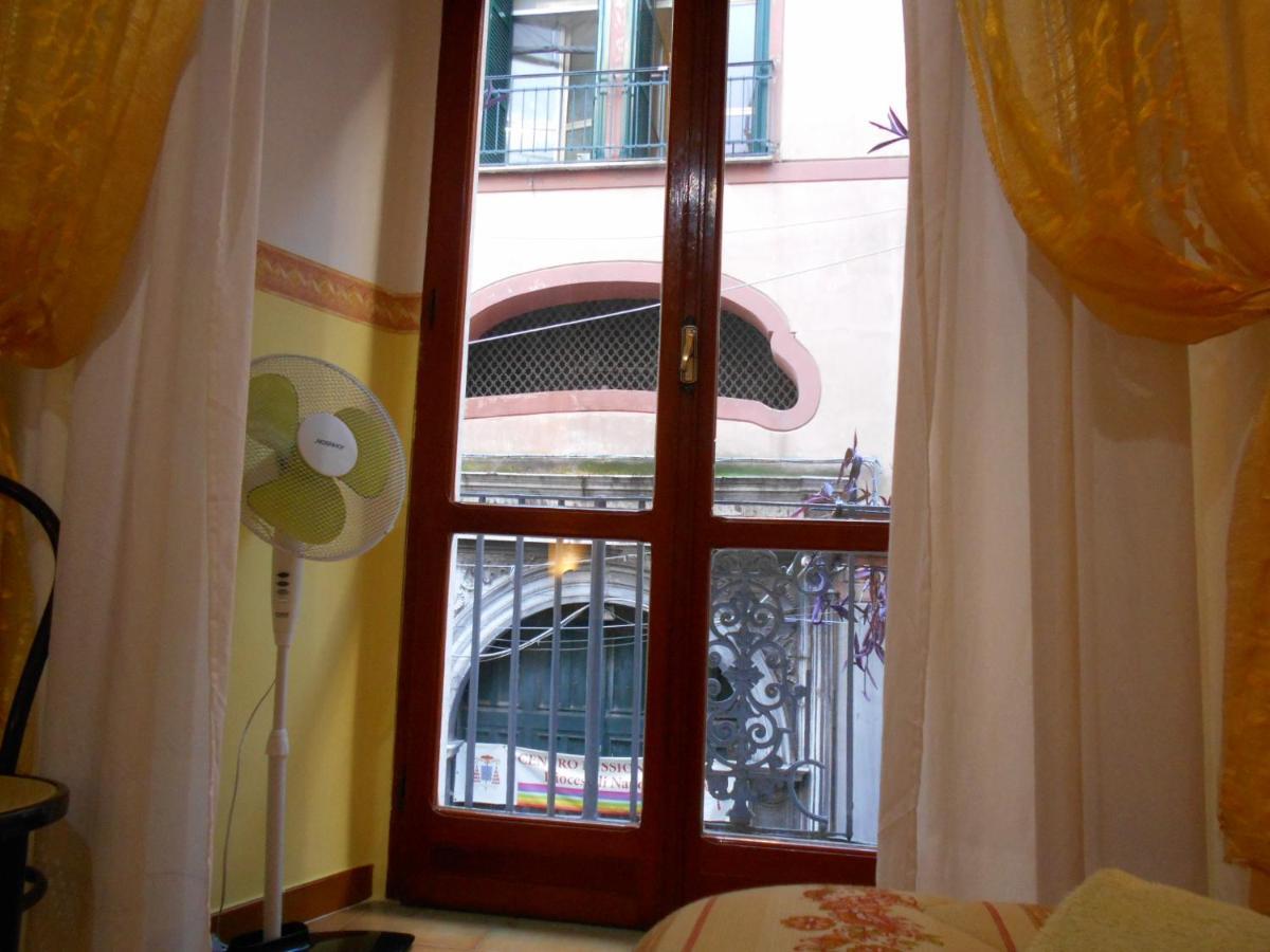 Robby'S House Bed & Breakfast Віко-Екуенсе Екстер'єр фото