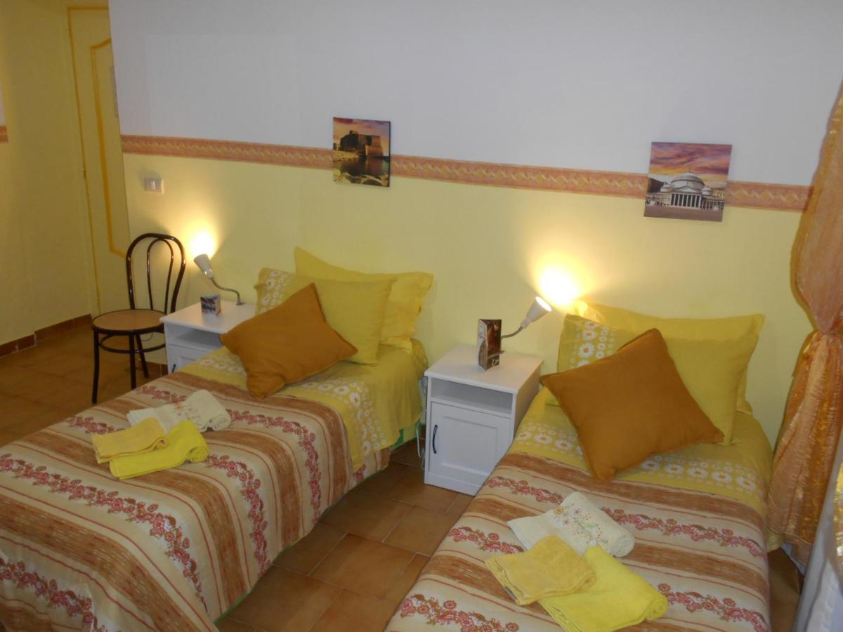 Robby'S House Bed & Breakfast Віко-Екуенсе Екстер'єр фото