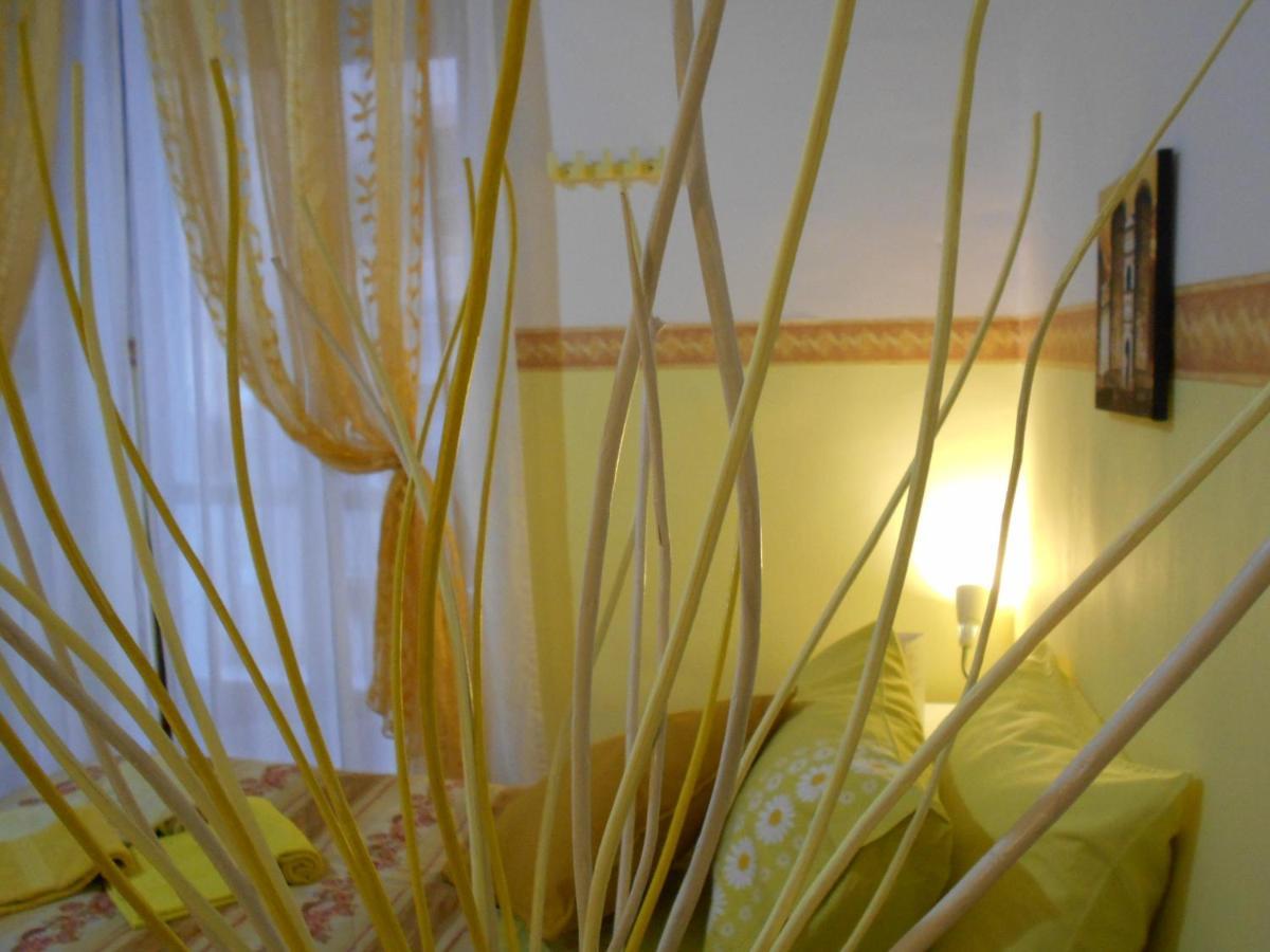 Robby'S House Bed & Breakfast Віко-Екуенсе Екстер'єр фото
